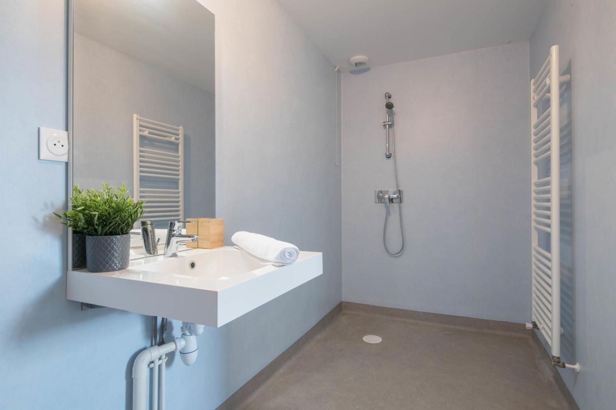 Camille - Studio Wifi Et Gare Le Mans Exterior photo