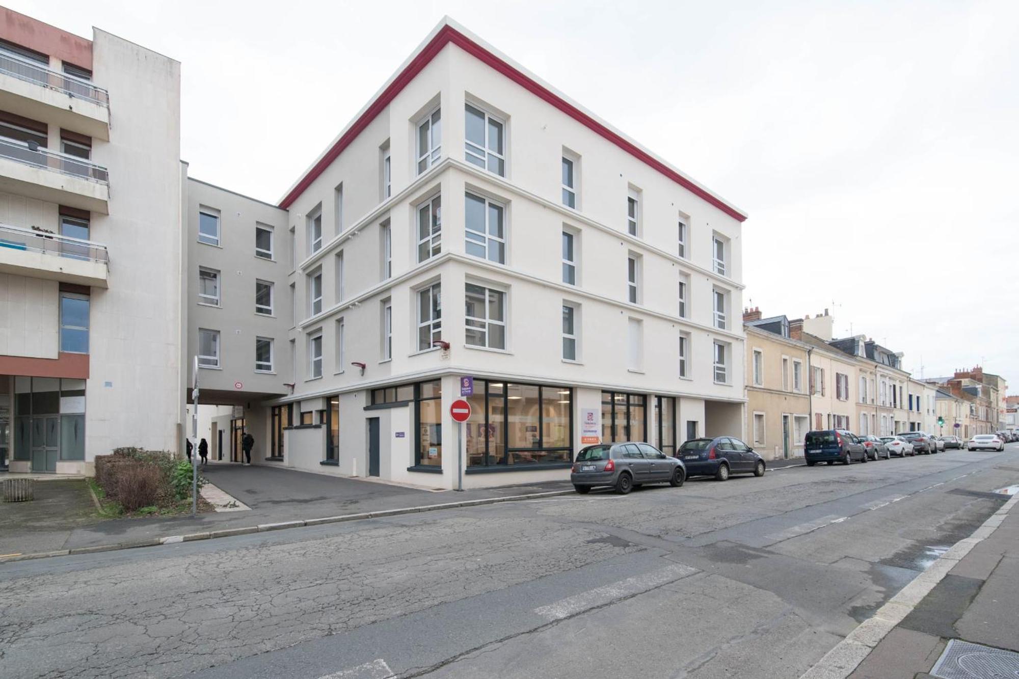 Camille - Studio Wifi Et Gare Le Mans Exterior photo